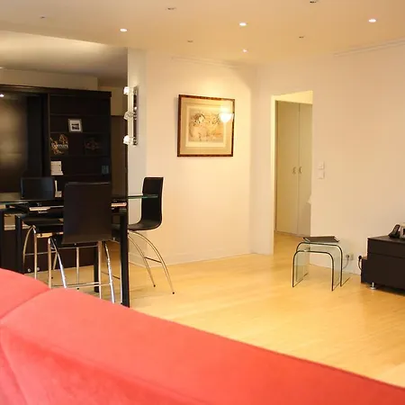 Richelieu Apartament *
